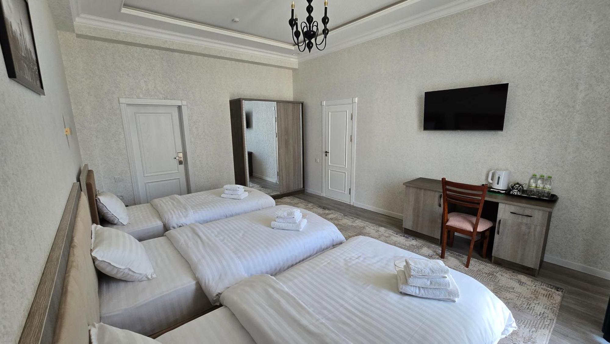 Old Station Hotel Samarkand Bagian luar foto